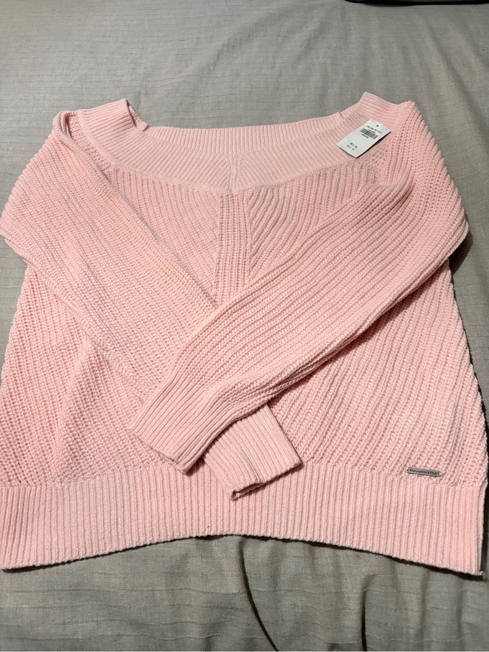 NWT Abercrombie Soft Knit Off-Shoulder Sweater - Pink